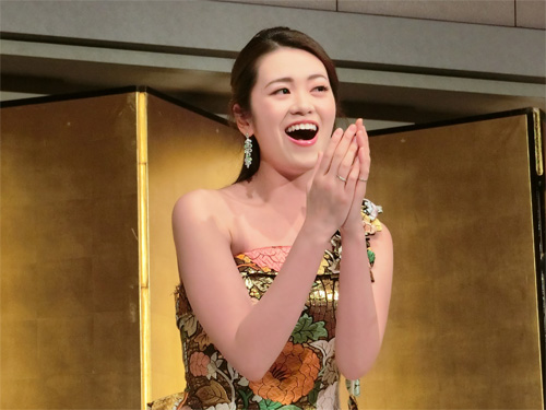 小川栞奈