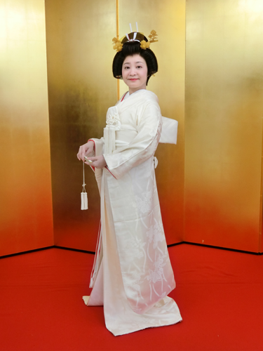白無垢姿の花嫁モデル