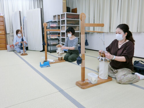 組みひも製作風景３