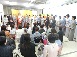 合同授業「花嫁の着付け、きものの歴史」