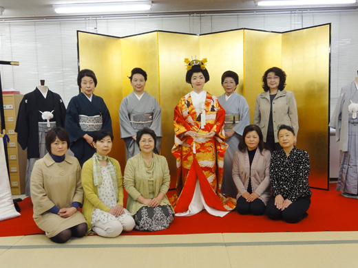 美しい花嫁さんと一緒に記念写真&#9835;