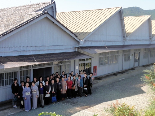 ・記念写真
桐生研修の記念に、各校ごとに記念の一枚。※大宮校