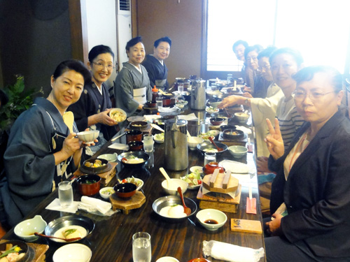 昼食会場 「秀吉 本店」